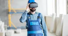 man with vr helment on jobsite